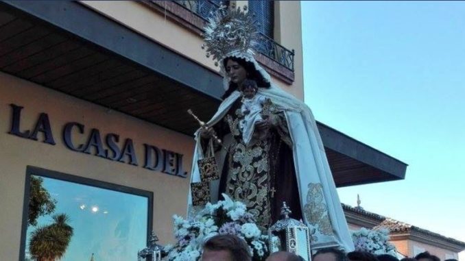 Traslado Virgen del Carmen Puente Triana